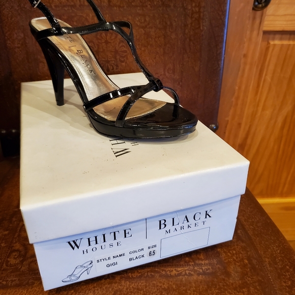 White House Black Market heels, 6.5, Black, New - Picture 3 of 3